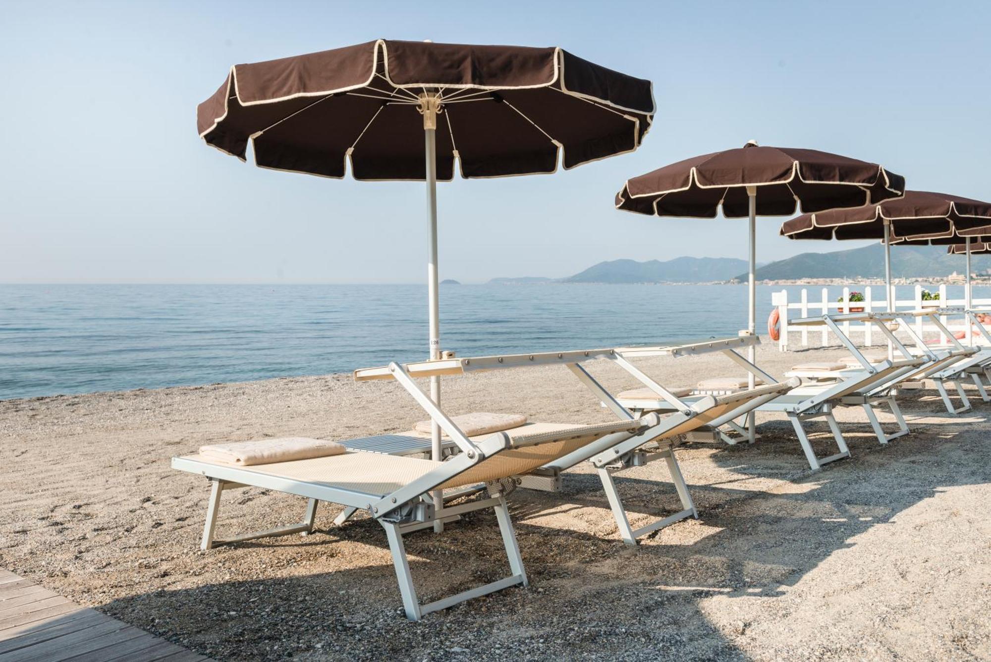 Grand Hotel Pietra Ligure Exteriér fotografie